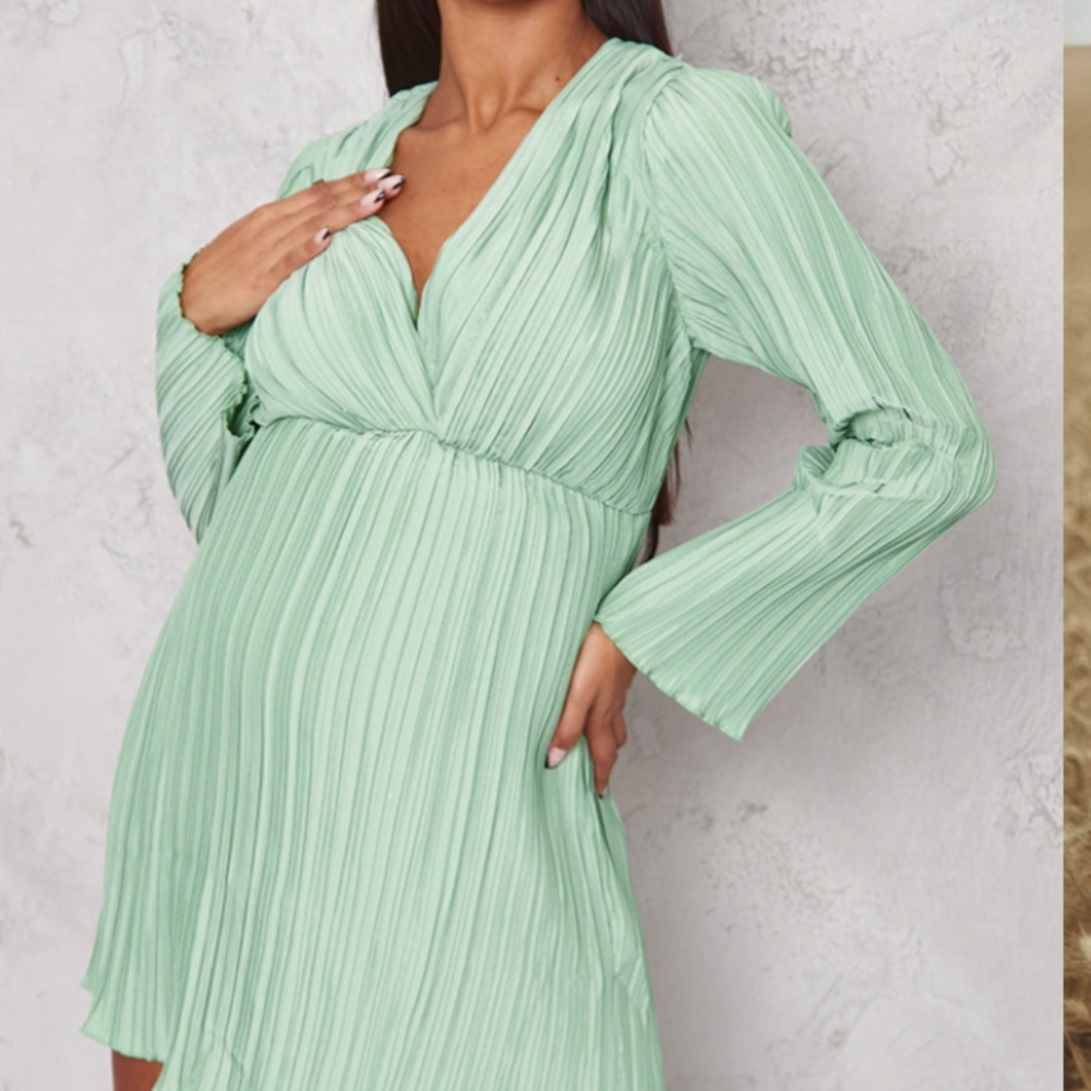 Pretty Little Thing Maternity Plisse Sage Green Pleated Dress Size 10